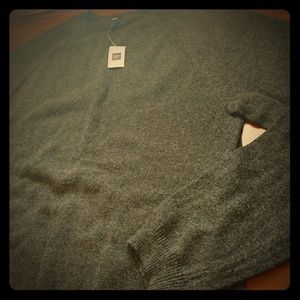 NWT Gap Dark Gray Men's Crew Neck Sweater L
